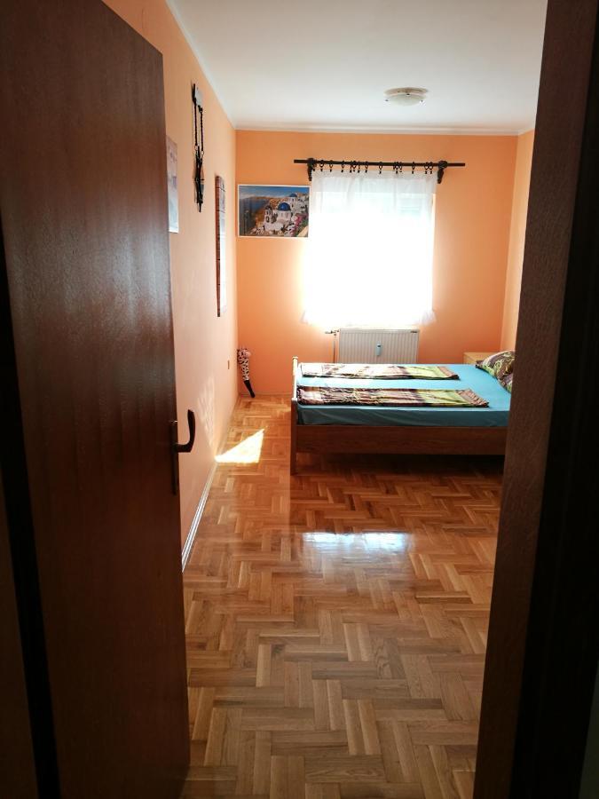 Helena Apartment Novi Sad Extérieur photo